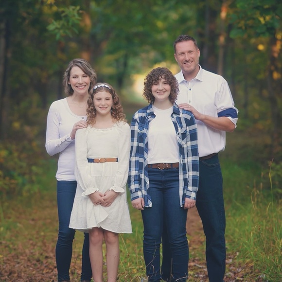 Meet your Posher, Kristy - Picture 2 of 8